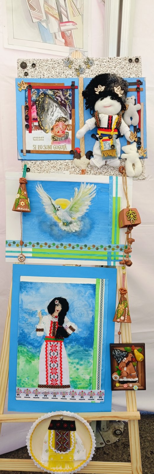 Expoziția de creație a copiilor în cadrul evenimentului „Ziua Familiei”, organizat de Primăria municipiului Chișinău în Piața Marii Adunări Naționale (16 mai 2026)